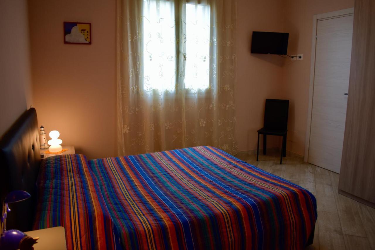 Tra Il Borgo E Il Mare Bed and Breakfast Cervo Eksteriør billede